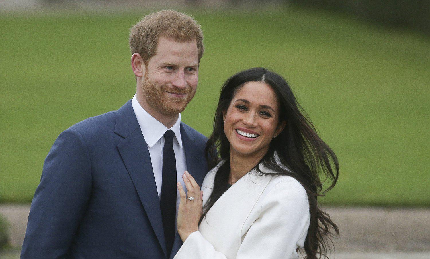 El príncipe Harry y Meghan Markle anuncian su compromiso de boda (FOTOS)