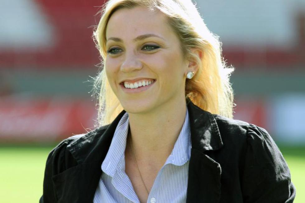 Polémica por sanción a bella jueza Fernanda Colombo