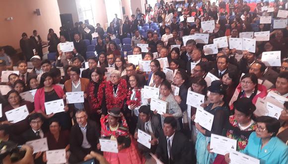 Mincul y Sineace acreditaron a más de 300 servidores bilingües de la región Puno