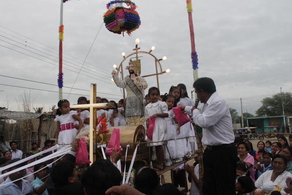 La Arena celebra con fervor y religiosidad su Semana Santa   