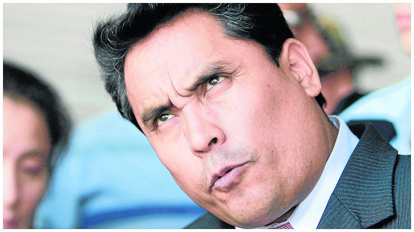 Gobernador regional de Junín vulnera ley electoral 