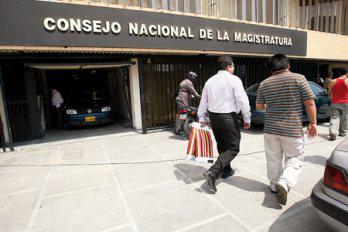 Ex juez quiere regresar a la Corte