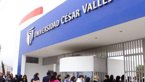 Catedrático de la Universidad César Vallejo también contó en “Punto Final” que no se da abasto para revisar entre 20 y 30 tesis de estudiantes que aspiran a obtener el grado de magíster. | Foto: Andina