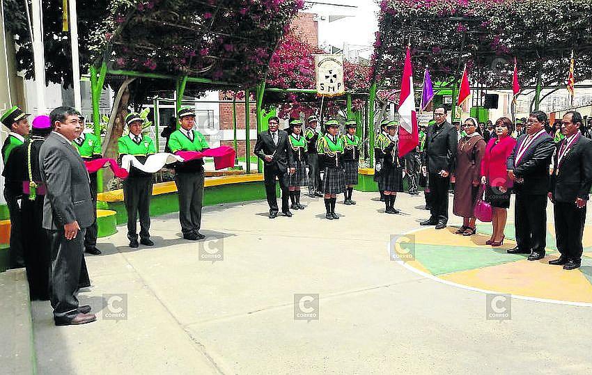 Papa Francisco envió bendición a la IEP San Martín de Porres por su 50° Aniversario