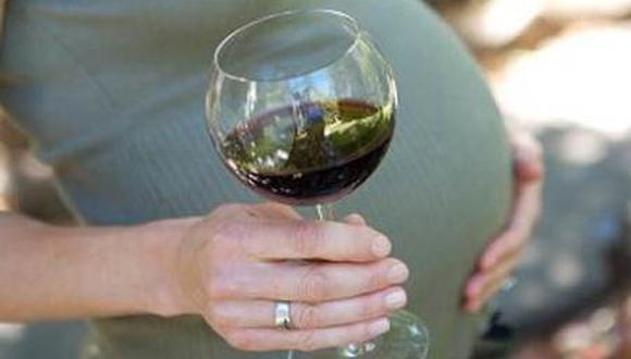 Beber vino en el embarazo perjudica el coeficiente intelectual del bebé