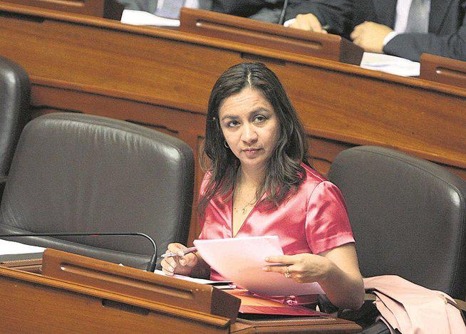 ​Marisol Espinoza: Partido Nacionalista ratifica que renuncia es irregular