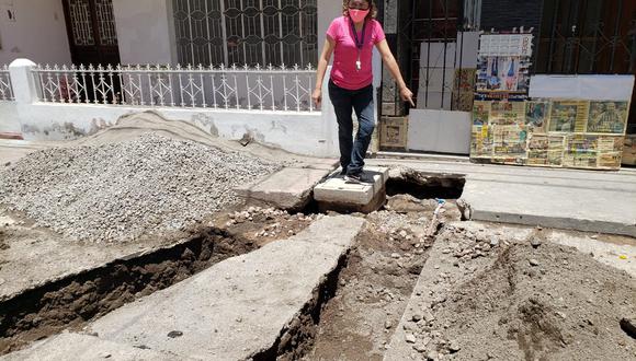 Vecinos de Paucarpata preocupados por daños en cimientos de sus viviendas| Foto: Omar Cruz