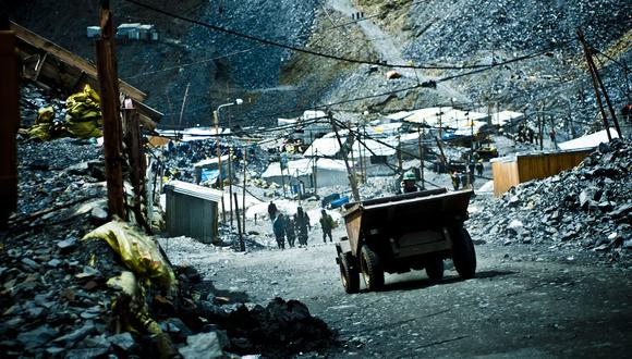 $63 mil millones de la minería en riesgo
