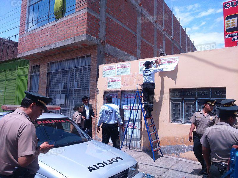 Clausuran "cebichería" que antes funcionaba como bar 