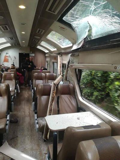 Coche del servicio 'Expedition' sufrió daños, no se reportan heridos