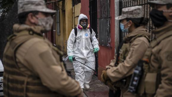 Chile anuncia desconfinamiento tras más de cuatro meses con restricciones por coronavirus (Foto: Martin BERNETTI / AFP).