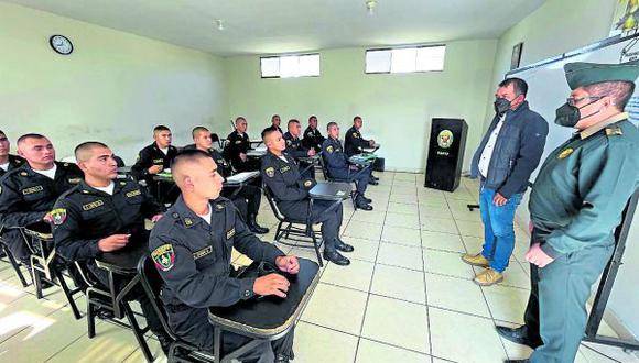 Decreto Supremo del Mininter establece que sedes de Ayacucho, Piura, Ica, Puno y Chimbote seguirán recibiendo estudiantes.
