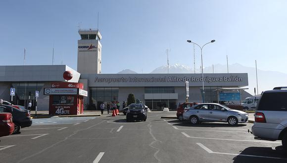 600 afectados a diario por cancelaciones de Peruvian Airlines en Arequipa