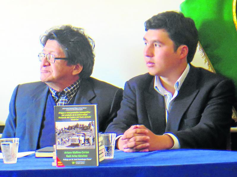 El Huallallo Carhuancho ¿es o no dios tutelar de los wankas?