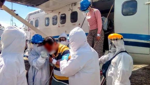 Loreto: Avión de la FAP evacuó a cuatro personas con COVID-19 hacia Iquitos. (Foto: Diresa Loreto)