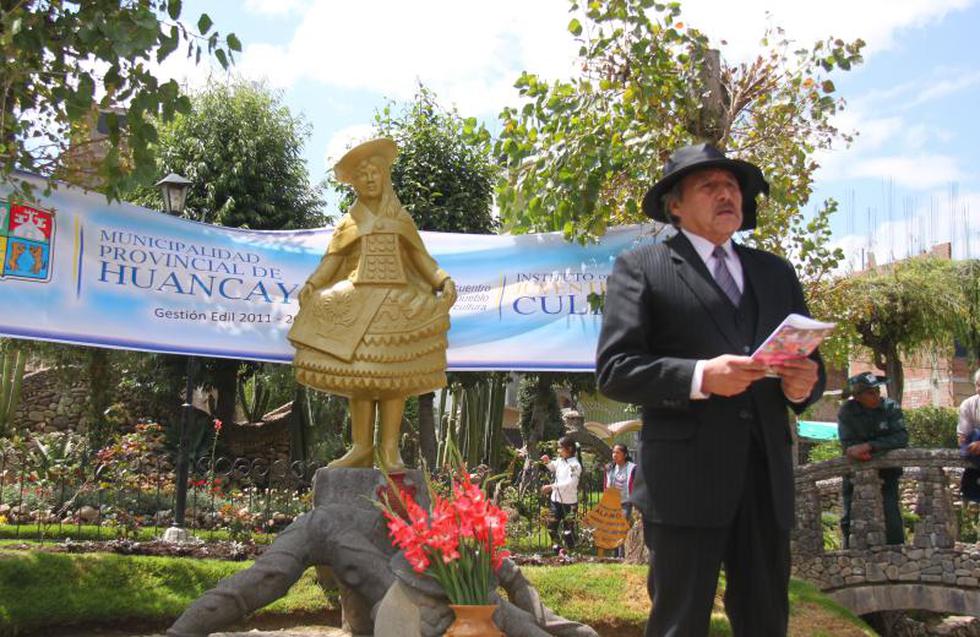Celebran 27 años de fallecimiento de Flor Pucarina 