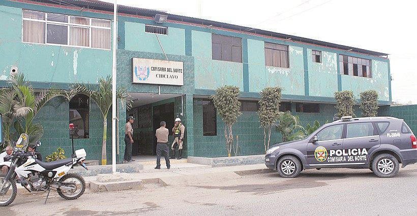 Ladrones roban una combi mientras chofer recibía el año nuevo 