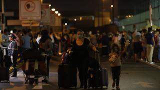 Coronavirus: pasajeros quedaron varados en el aeropuerto Jorge Chávez por estado de emergencia (VIDEO)