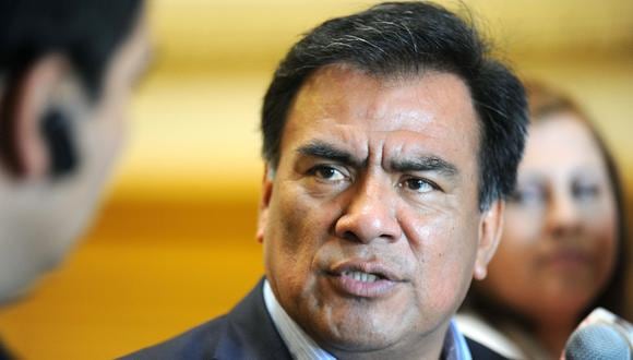 Javier Velásquez Quesquén señala que decisión de Marisol Espinoza