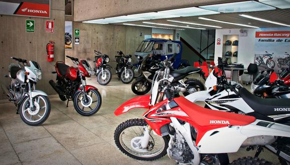 Motocicletas podrían ser una opción no solo para aligerar el tráfico, sino también el distanciamiento social. (Fotos: Honda).