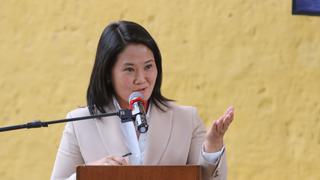 Keiko Fujimori firmó Juramento por el Perú en Arequipa