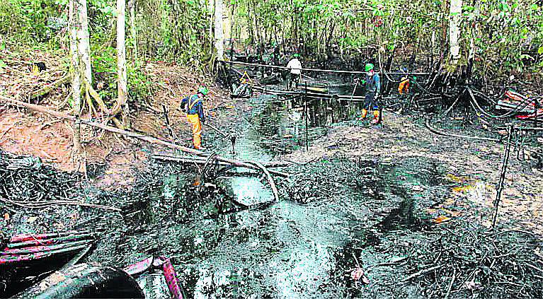Indígenas de Loreto rechazan sabotaje en fuga de crudo