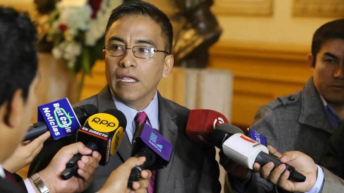 Congresista Vieira presenta moción para debatir pena de muerte contra violadores 