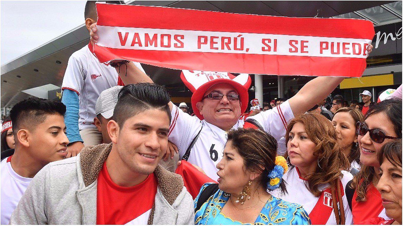 Hinchas peruanos se encontraron con los de Nueva Zelanda y ocurrió esto [VIDEO] 