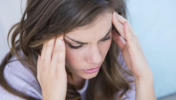 La fatiga y la cefalea son dos los síntomas que pueden permanecer luego de la enfermedad (Foto: IStock).