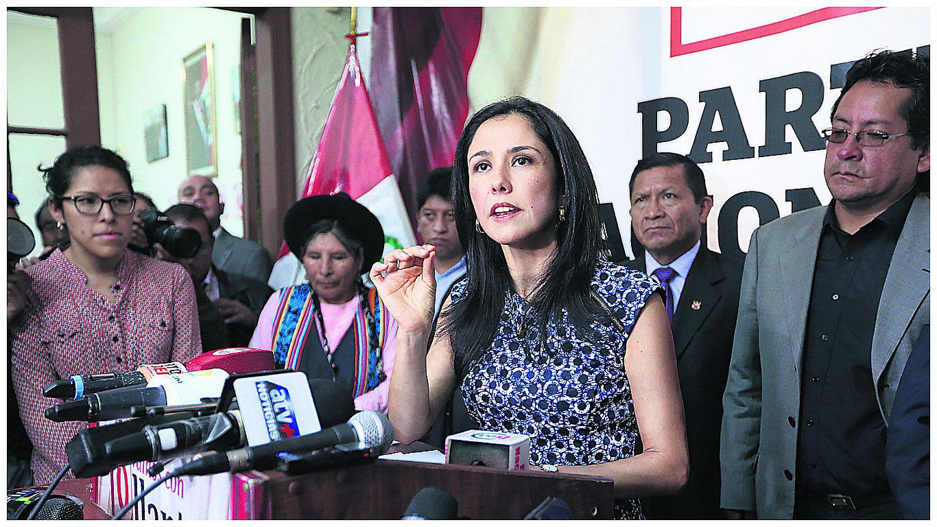 Nadine Heredia sobre Verónika Mendoza: “Ojo, apagar motores no beneficia al Perú”