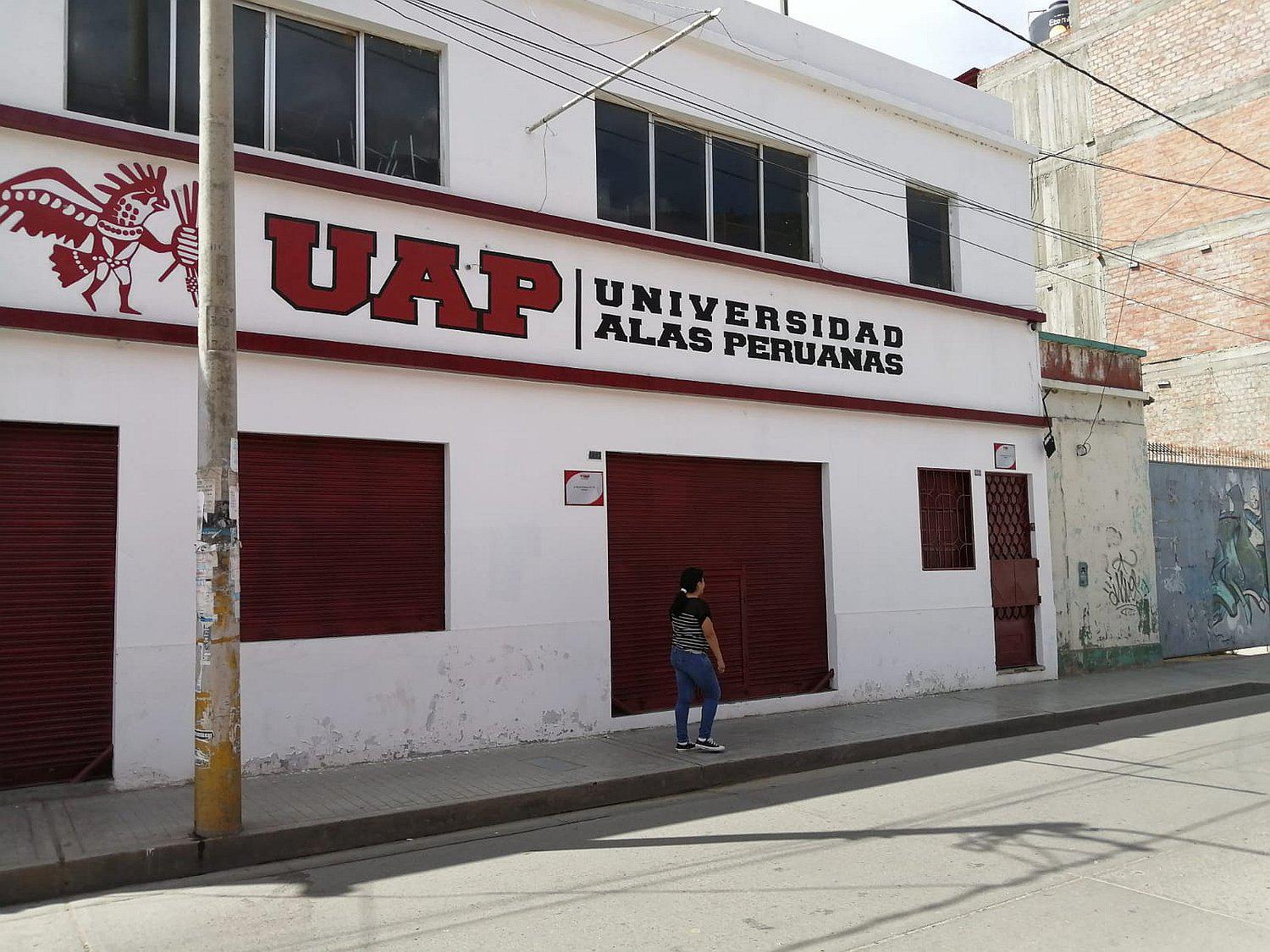 Huánuco: Más de mil alumnos en zozobra por Alas Peruanas