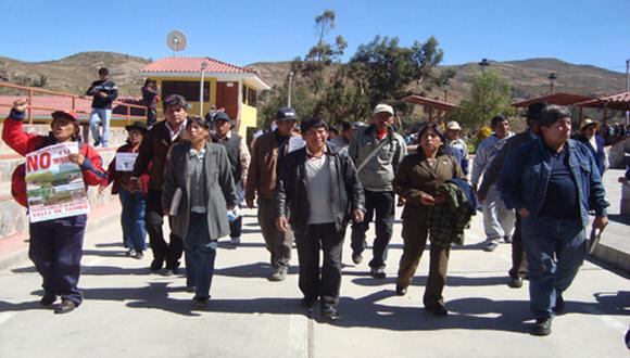 Frente de Defensa de Moquegua apoya a invasores de tierras