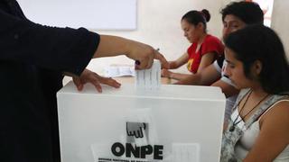 Somos Perú plantea que se convoque a elecciones generales en 6 meses