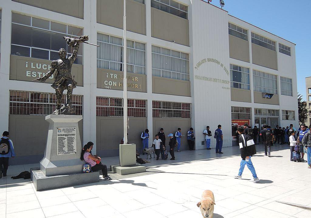 Obras en I.E.E. Coronel Bolognesi sin liquidar por varios años