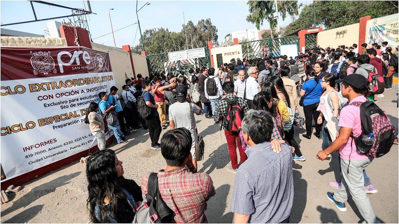 Estudiantes toman universidad de San Marcos para exigir cursos de verano (VIDEO)