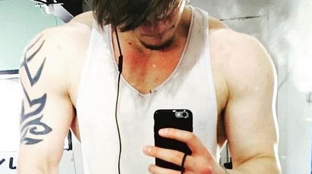 Le estalla el corazón tras consumo excesivo de esteroides