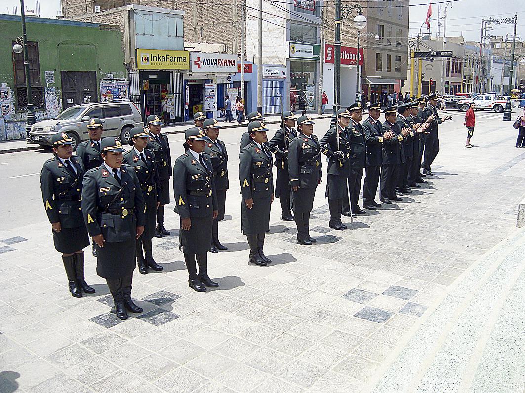 51 suboficiales llegan para reforzar seguridad