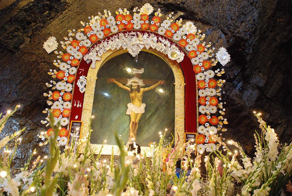 FOTOS: Miles  llegan a Tarma para venerar al Señor de Muruhuay