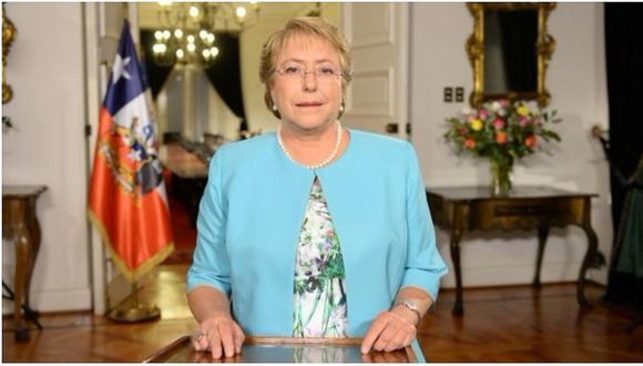 Bachelet propone una nueva constitución para Chile (VIDEO)