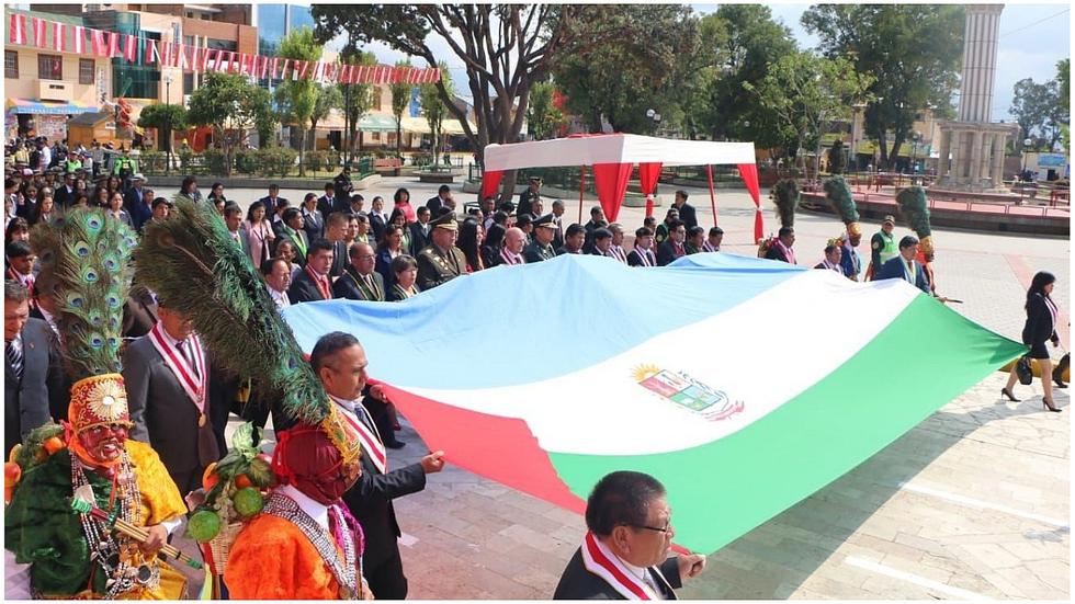 Shapish salen a las calles por aniversario de la provincia de Chupaca (FOTOS)