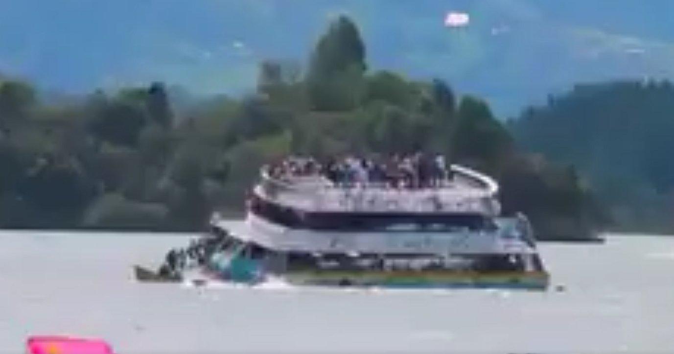 Colombia: ​Al menos 9 muertos tras hundimiento de barco que transportaba 170 turistas [VIDEO]