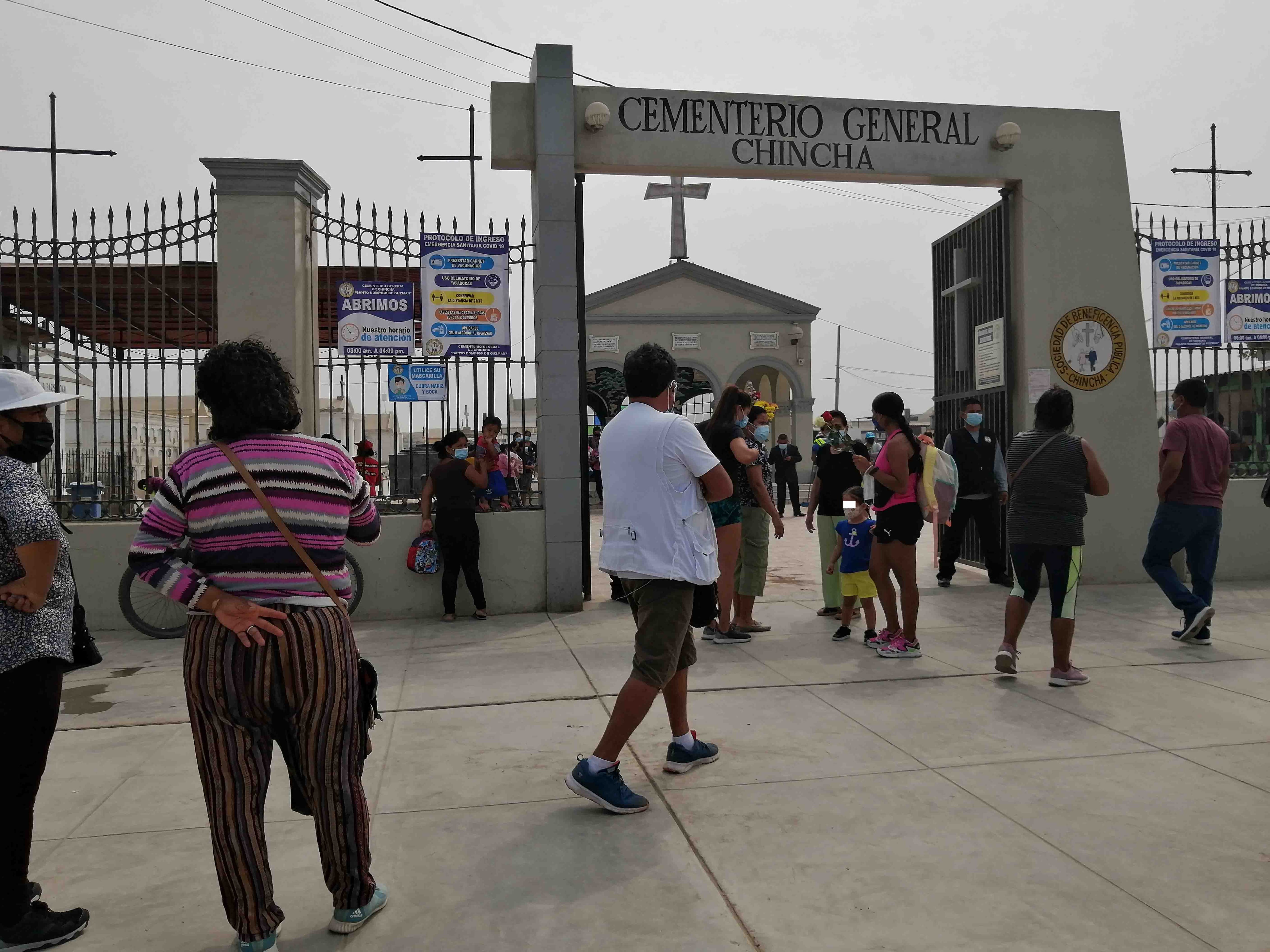 Cementerio abre sus puertas al público en la provincia de Chincha