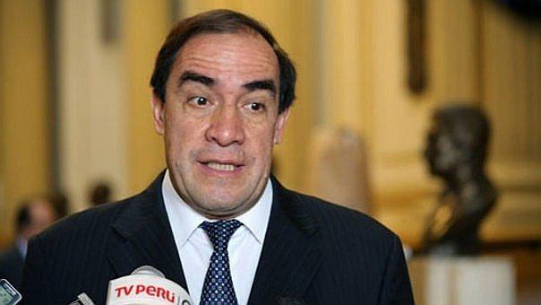 Yonhy Lescano es acusado de cometer acoso sexual a periodista vía WhatsApp