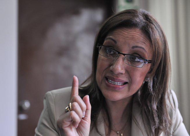 Julia Príncipe tras destitución: "Yo soy la piedra en el zapato para el Gobierno"