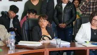 Vacan a regidora de Socabaya por presunto nepotismo