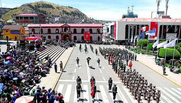 Iván Flores pide Aeropuerto en Puno para el Bicentenario 