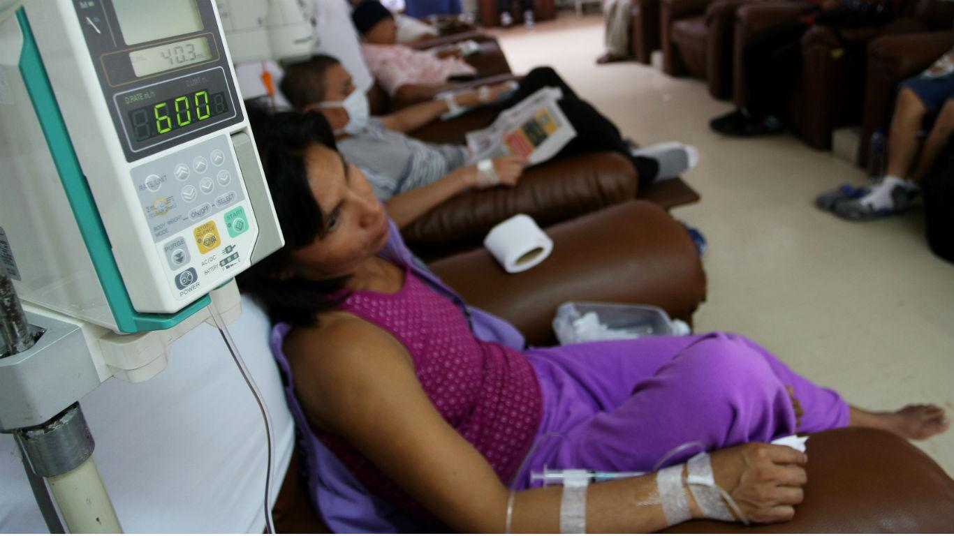 Bajas dosis de quimioterapia controlan mejor el cáncer según estudio