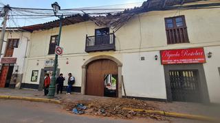 Cusco: techo de casona antigua se desprende debido a las lluvias (FOTOS)