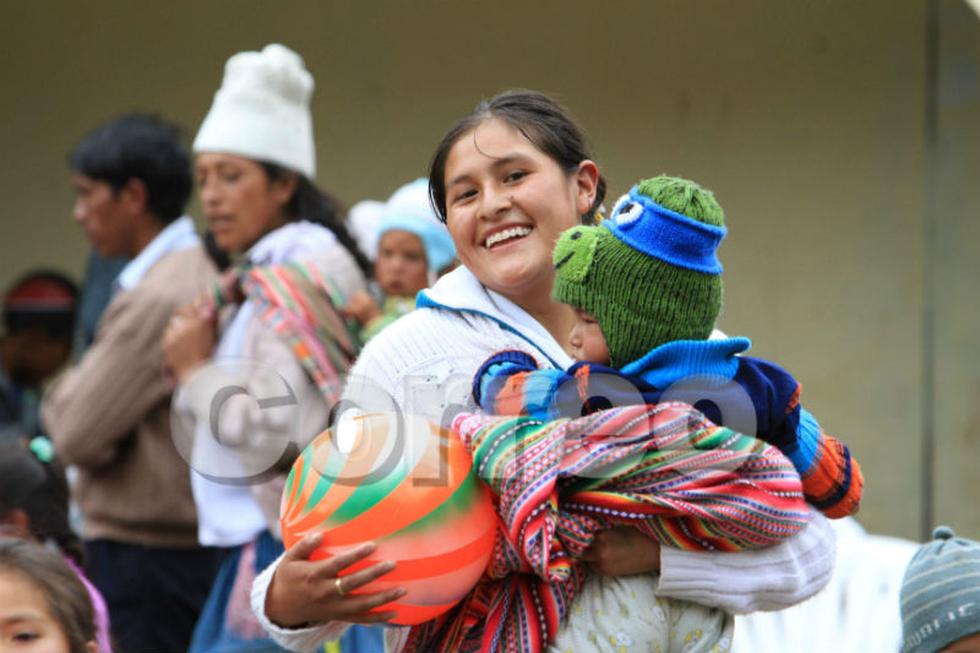 Correo hizo realidad el milagro de Navidad para los niños de Comas (FOTOS)