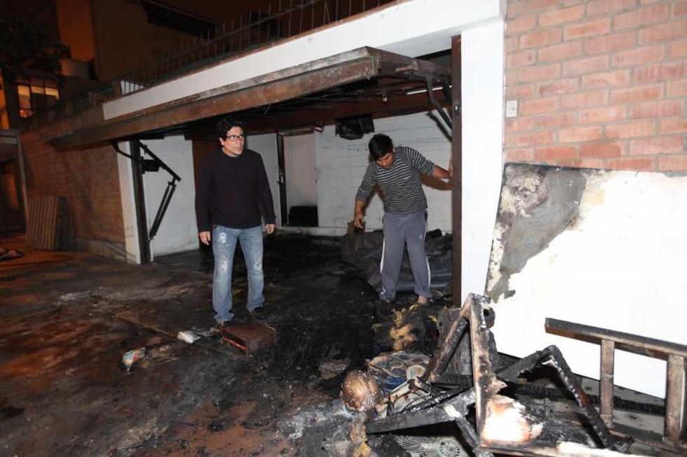Así fue el incendio en la casa del actor Bruno Odar (FOTOS)